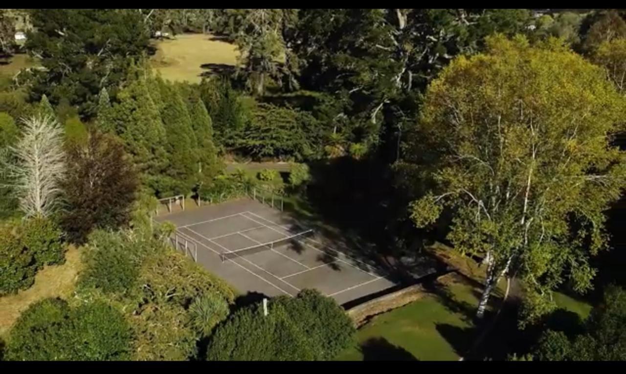 Lakeside & Tennis Court Paradise Rotorua Exteriér fotografie